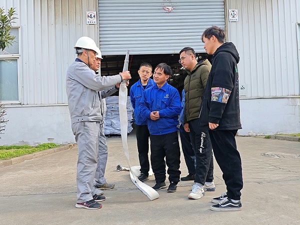 消防应急演练 (10)